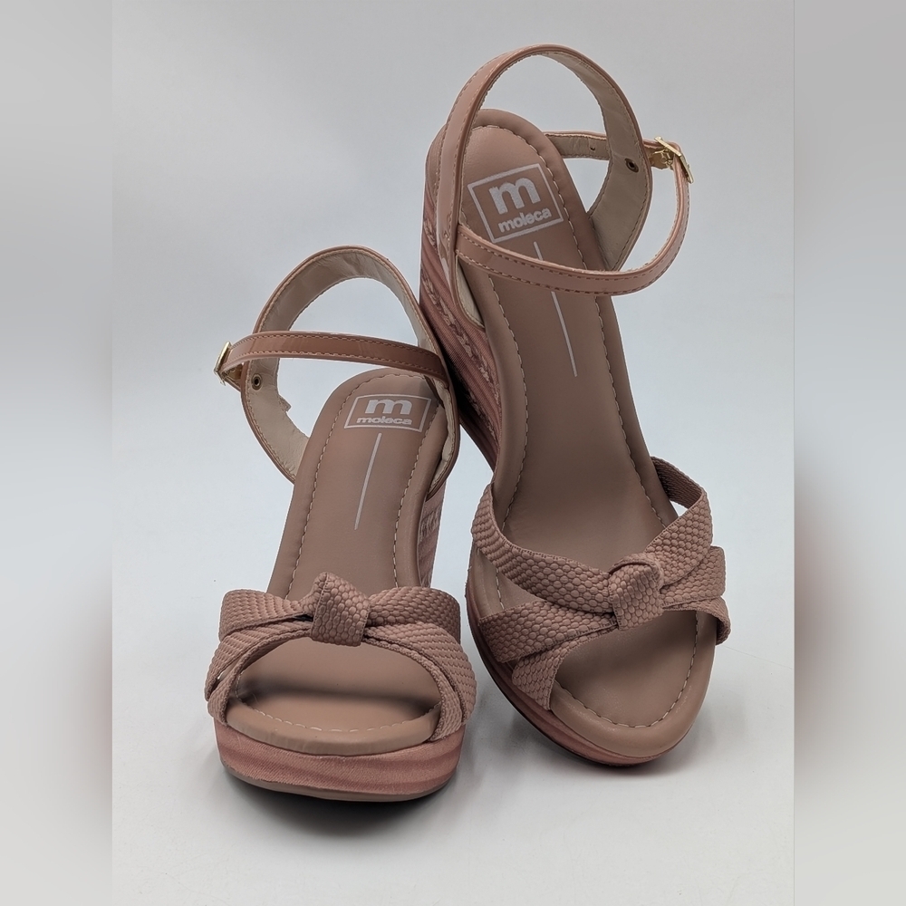 NEW Moleca Wedge Platform Sandals Women Size US 8 /EU 39 Nude/Pink Gold Buckles - Picture 9 of 17